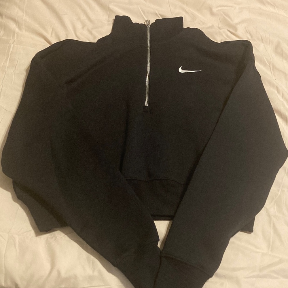 Nike Half-Zip Cropped Sweatshirt